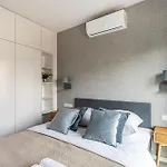 P&o Mennica Iv Apartment Warsaw