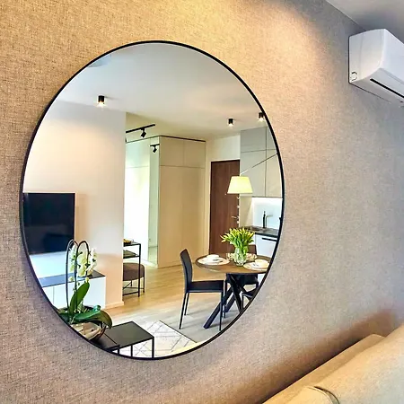 Apartamento P&o Mennica Iv Varsovia