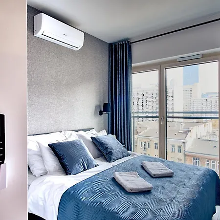 Apartamento P&o Mennica Iv *