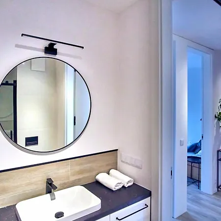 P&o Mennica Iv Apartamento *