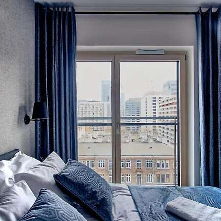 P&o Mennica Iv Appartement *