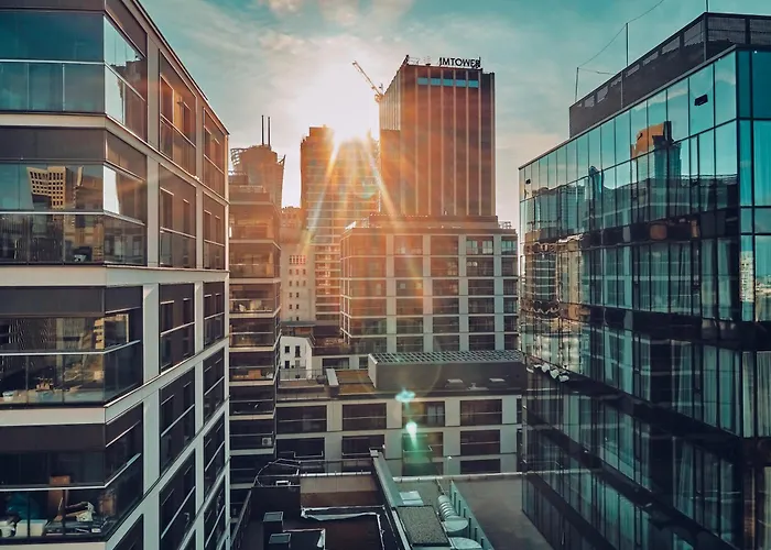 P&o Mennica Iv شقة