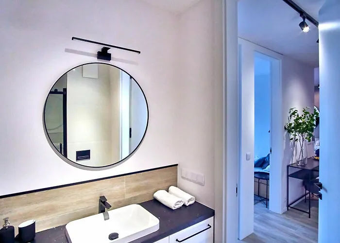 P&o Mennica Iv شقة *