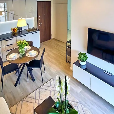Apartment P&o Mennica Iv *
